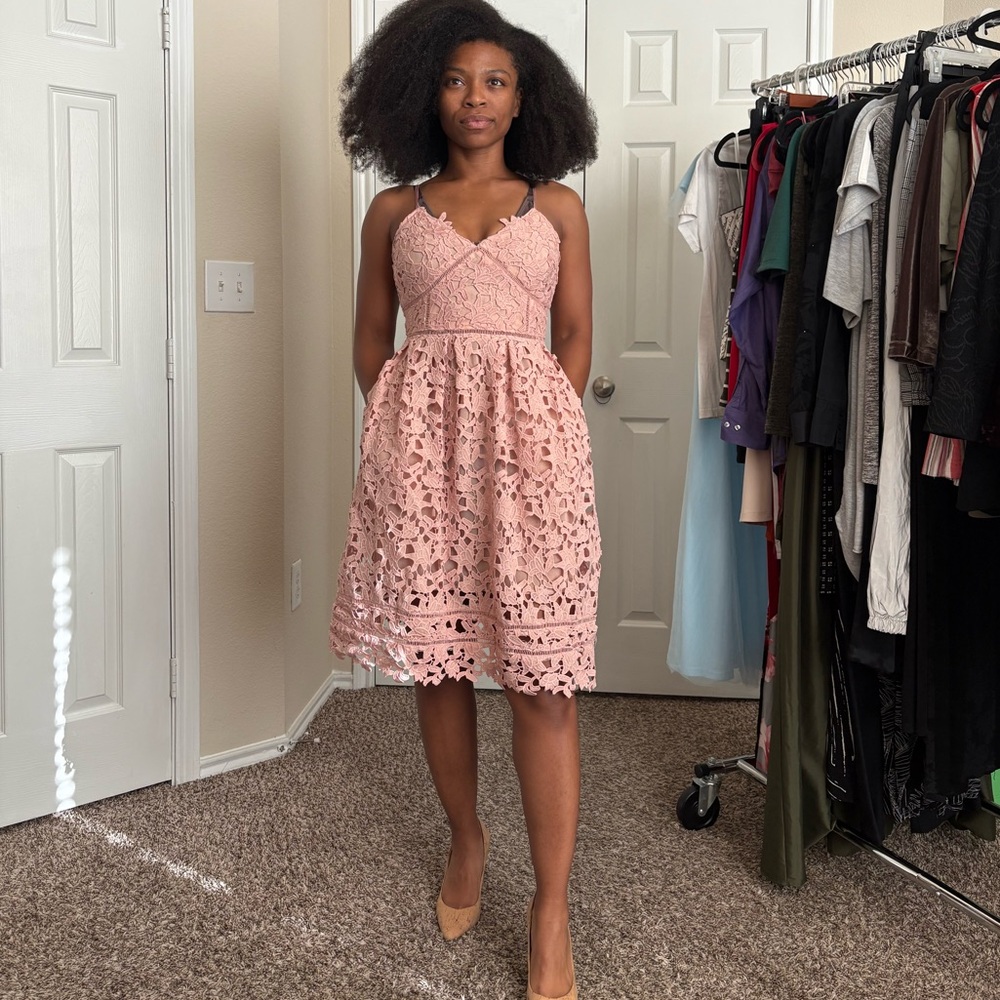 Elegant Pink Lace Dress